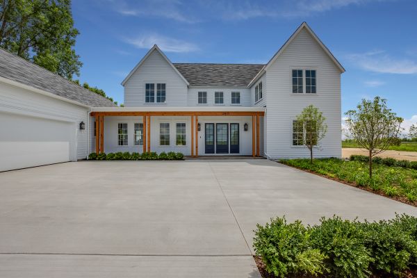 Concrete Driveway Service in Brownsburg